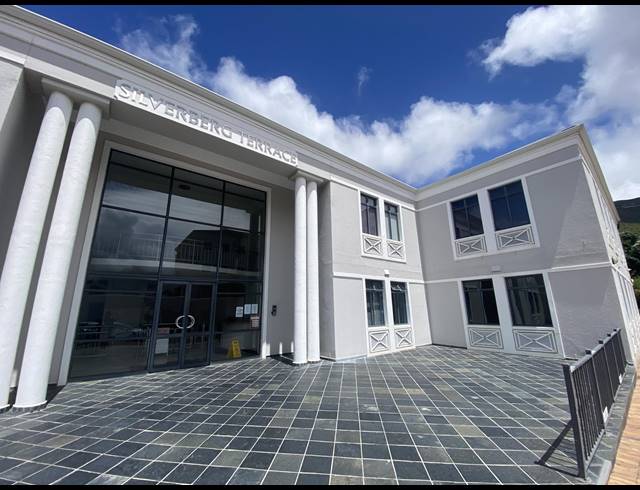 52M² OFFICE TO LET IN STEENBERG